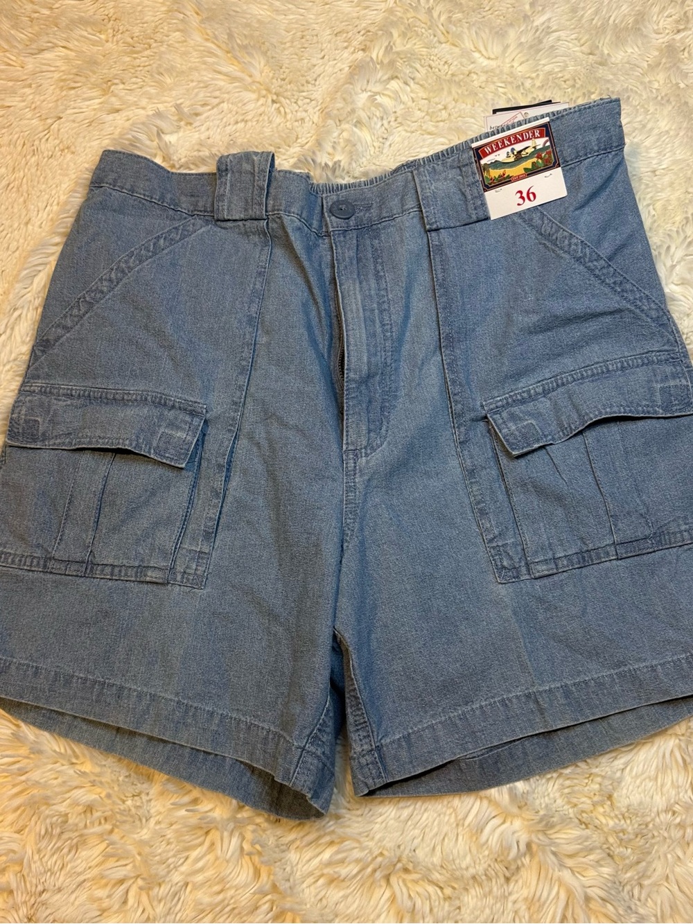NWT Weekenders men’s 36” Light Blue Denim Cargo Shorts 6” inseam no liner